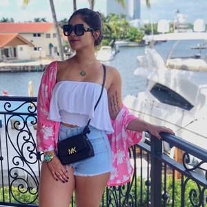 Meet your Posher, Barbara